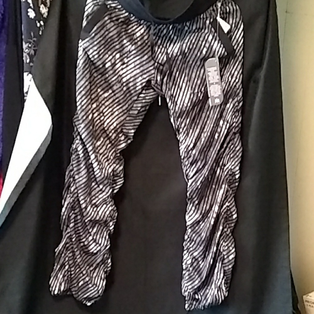 *Kyodan* Grey and Black Size Small - Picture 2 of 4